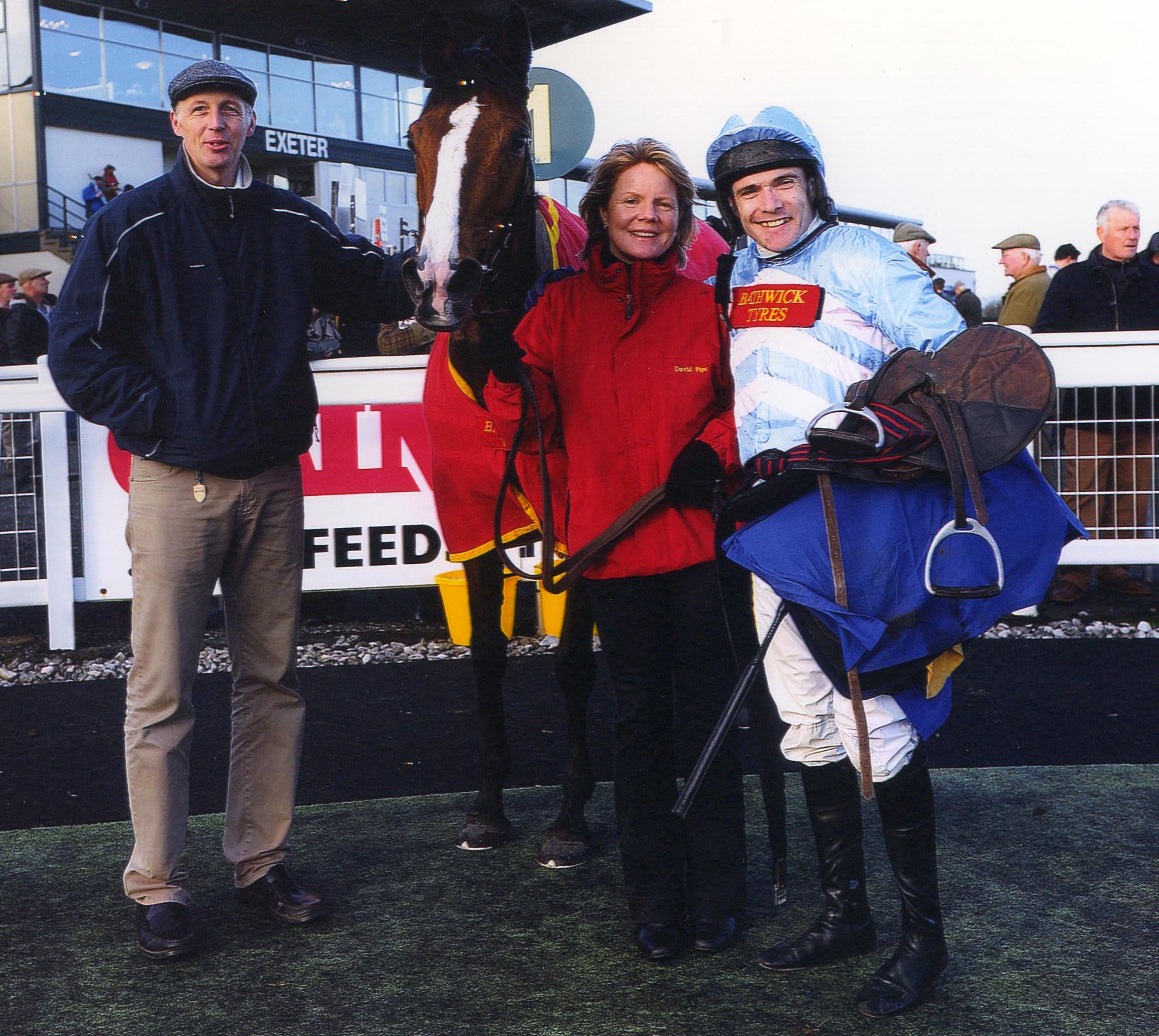 Legacy_Gold_Exeter0001